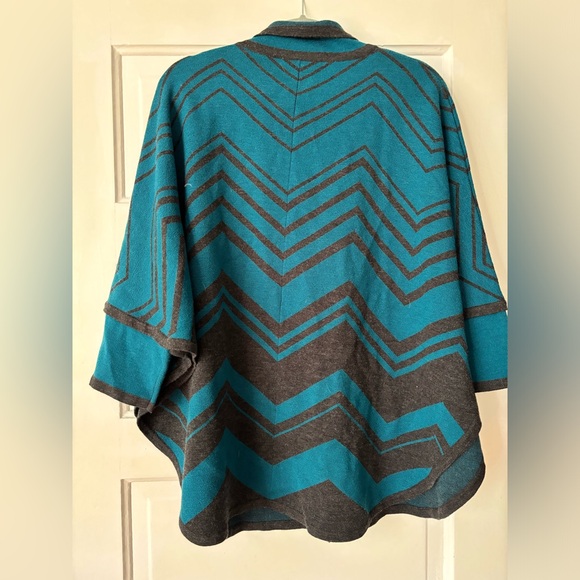 GORGEOUS Pendleton poncho M/L - Picture 2 of 5